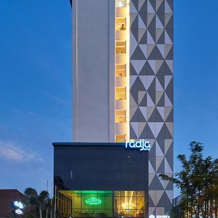 Radja Art&Boutique Hotel Simpang Lima Semarang Bagian luar foto