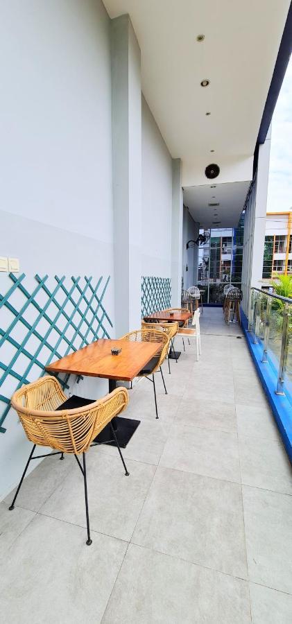 Radja Art&Boutique Hotel Simpang Lima Semarang Bagian luar foto